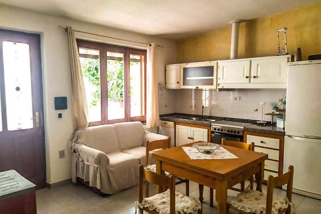 Casa Maddalenina Con Giardino, Vicino Al Mare! Daire La Maddalena  Dış mekan fotoğraf