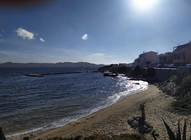Casa Maddalenina Con Giardino, Vicino Al Mare! Daire La Maddalena  Dış mekan fotoğraf